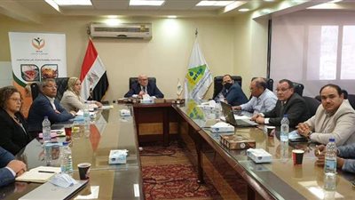 مجموعة عمل التمور  بالتصديرى للصناعات الغذائية تجتمع برئيس  القومية لسلامة الغذاء