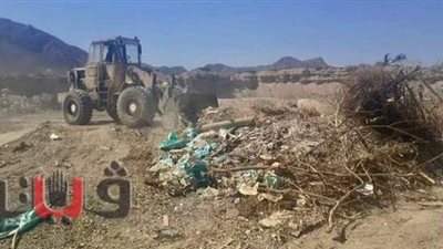 المغربى : رفع ٥٧ طن وتسوية ٣٠٠ متر من مخلفات البناء والهدم بمقلب سفاجا |صور