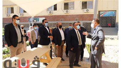 رئيس جامعة عين شمس يتفقد أول مطعم مفتوح على أحدث طراز عالمي | صور