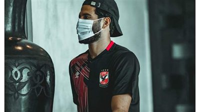 الجهاز الطبي للأهلي  يطمئن على مروان محسن