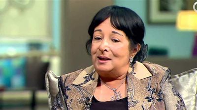 الفنانة سميرة عبد العزيز تؤدي اليمين الدستورية في مجلس الشيوخ | فيديو