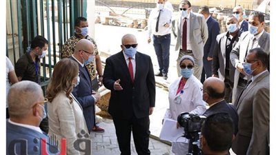 رئيس جامعة القاهرة: التعامل مع المريض حسب حالته الصحية | فيديو وصور