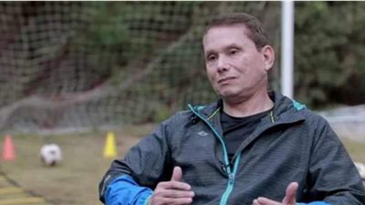 أكبر لاعب في تاريخ الكرة: عدت إلى محبوبتي بعد 30 عاما من الغياب