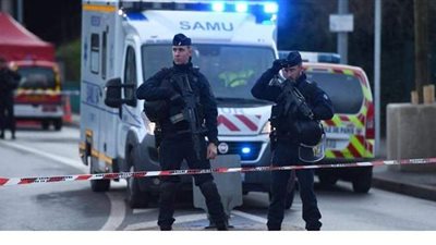 فرنسا تستعد لطرد 231 للاشتباه في تطرفهم  بعد ذبح مدرس