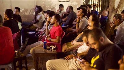 جماهير الزمالك تملأ مقاهي الهرم  لمتابعة مباراة الرجاء