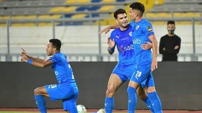 بهدفه في الرجاء.. أشرف بنشرقي يتربع على عرش هدافي الزمالك الأجانب بالبطولات الأفريقية