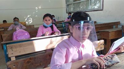 وزير التعليم يعلن إطلاق قناة مدرستنا اليوم.. الحصة الواحدة مدتها 30 دقيقة.. إطلاق قنوات التعليم الثانوي 1 نوفمبر.. وننشر تردد القنوات التعليمية الأخرى