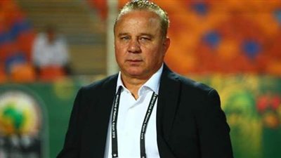 شوقي غريب: الأولوية للمنتخب الأول قبل الأولمبي في الاختيارات