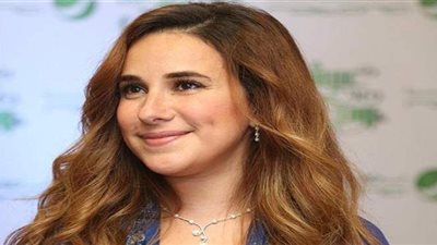 شيري عادل تخطف الأنظار علي النيل بأحدث ظهور