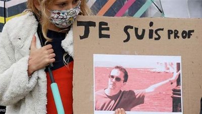 ما قصة الفتوى التي أباحت ذبح المدرس الفرنسي؟