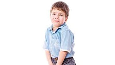 ٧  أعراض إذا ظهرت على طفلك لا تدعه يذهب إلى المدرسة