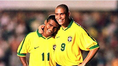 فرانس فوتبول تكشف عن قائمة أفضل 10 مهاجمين في تاريخ كرة القدم