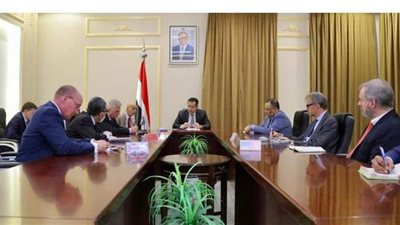 حكومة اليمن: تحركات طهران تؤكد وصاية إيران على الحوثيين