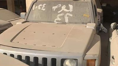 جمارك مطار القاهرة تعرض ٥١ سيارة في مزاد علني