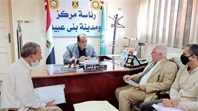 رئيس بني عبيد بالدقهلية يبحث سبل زيادة السعة الاستيعابية لصوامع الغلال