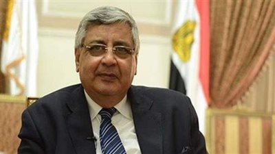 مستشار الرئيس: فرص العدوى بكورونا تزداد في الشتاء.. ونأمل أن تقل حدة الفيروس