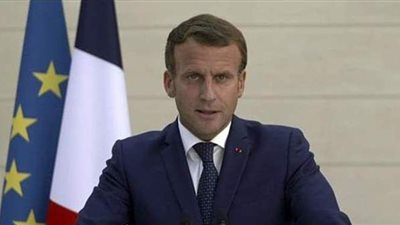 ماكرون: سنكثف التحركات ضد الجماعات المتطرفة بعد قتل مدرس التاريخ