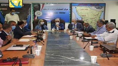فودة يعقد اجتماعا  لتفعيل ميكنة الخدمات الحكومية بجنوب سيناء