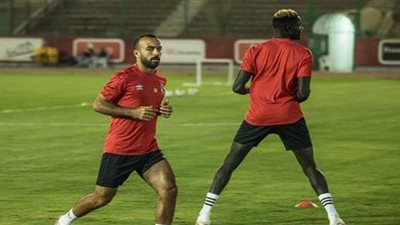 «أفشة» يشارك في المران الجماعي للأهلي بعد تعافيه من الإصابة