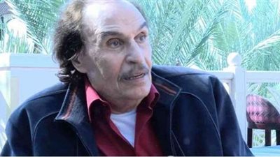 عزت العلايلي: كنا بناخد الأفلام اللى بتسقط من محمود ياسين