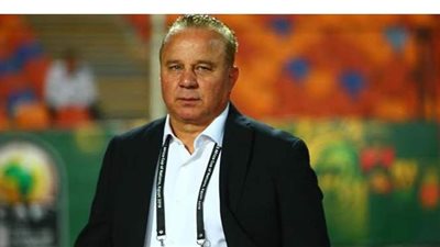 اليوم.. شوقي غريب يجتمع مع جهازه المعاون استعدادا لمواجهة البرازيل