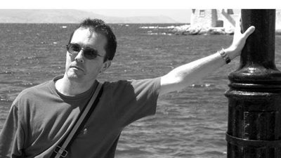 كان بيعرض صور إباحية على تلاميذه.. ماذا قال المدرس الفرنسي قبل أيام من ذبحه؟