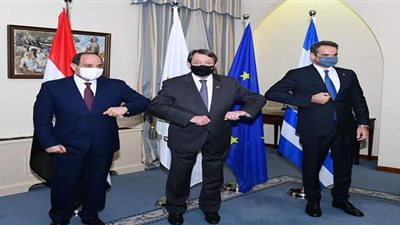 رسائل رئيس وزراء اليونان عقب القمة الثلاثية مع مصر وقبرص