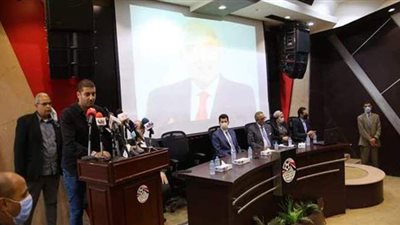 ممدوح عباس عن عزمي مجاهد: أخلص  لنادي الزمالك ويصعب تكراره