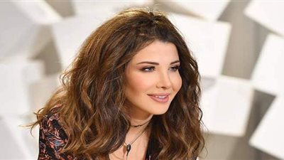 نانسي عجرم تستمتع بالطبيعة في لبنان