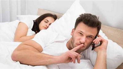 متصلة تسخر من علاقات زوجها العاطفية:  جوزى قلبه مساكن شعبية | فيديو