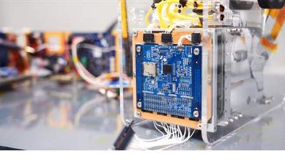 إنتل تدعم أول قمر صناعي مزود بتقنيات الذكاء الاصطناعي