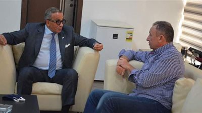 مبادرة وزير الرياضة والجنايني.. حكاية الصلح بين الخطيب وعبد الغني