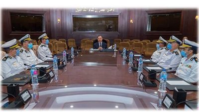 وزير الداخلية يبحث مع عدد من مساعديه خطة تأمين انتخابات مجلس النواب