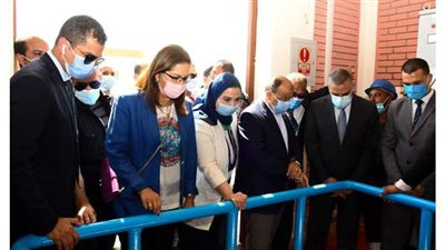 وزيرة التخطيط تفتتح وحدة المعالجة الثلاثية للصرف الصحي بسوهاج