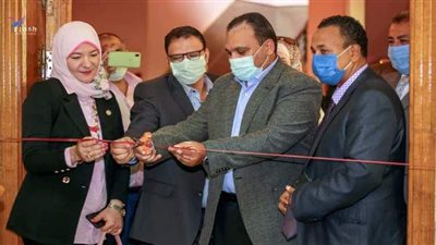 افتتاح معرض توظيف المنتجات النسيجية الابتكارية بنوعية بنها