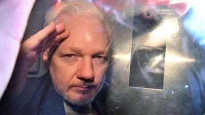 ضمن مسلسل التسريبات.. هيلاري كلينتون اقترحت اغتيال أسانج