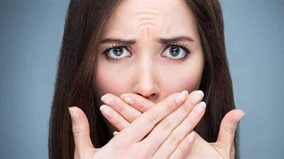 9 مواد طبيعية تساعدك في التخلص من  رائحة الفم الكريهة