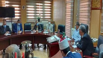 اجتماع موسع لمجابهة كورونا بمحافظة الشرقية