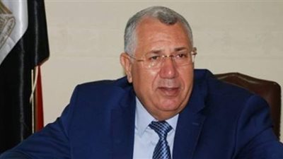 الحكومة تنفي تحديد 5 أيام أسبوعيا لري الأراضي الزراعية