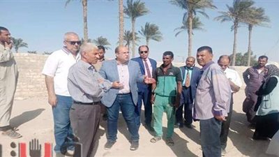 نائب محافظ الجيزة يتفقد مدرسة أسكر الابتدائية ومخر سيل الديسمي بالصف | صور