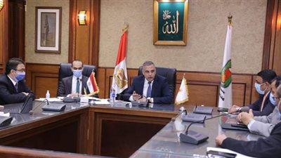 محافظ سوهاج يترأس الاجتماع الدوري العشرين للجنة مراجعة تراخيص البناء