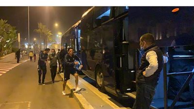 بعثة بيراميدز تصل فندق إقامتها بالرباط استعدادا لنهائي الكونفدرالية| صور