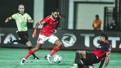 هادي خشبة: حسين الشحات أخطأ بعدم التمرير إلى أفشة في هدفه أمام الوداد