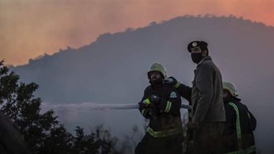 السعودية تضع خطة لإخلاء قرى مع استمرار حريق تنومة | فيديو