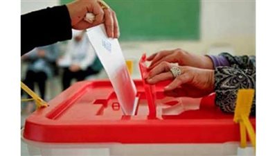 لجان ٦ أكتوبر تستقبل الناخبين وسط إذاعة الأغاني الوطنية