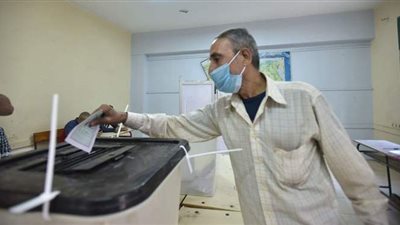 20 صورة ترصد إقبال المواطنين على انتخابات مجلس النواب في الهرم