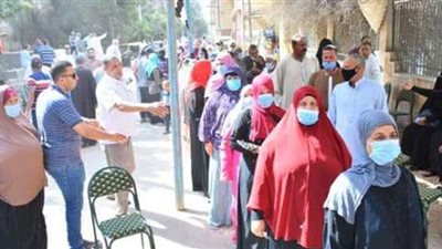 مرشح يؤجر تكاتك في بولاق الدكرور لنقل الناخبين إلى مقار اللجان