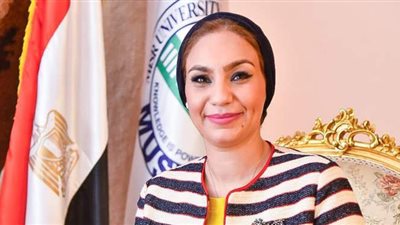 ياسمين الكاشف تهنئ طلبة الدفعة 