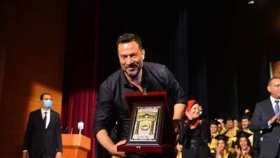 ماجد المصري: فخور بتكريمى بإعلام جامعة مصر.. والإعلام رسالة سامية و مسئولية وأمانة