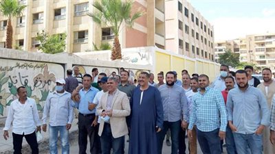 الشباب يتصدرون المشهد في اللجان الانتخابية بحدائق الأهرام